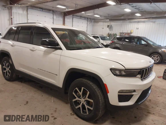 ✅ 2024 Jeep Grand Cherokee Limited • VIN: 1C4RJHBG9RC178451 • Lot: 44682039. Listed on IAAI with 13,313 mi. Free auction sales archive from the USA and detailed vehicle history report at DreamBid. Image 1.