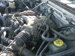 ✅ 2002 Nissan Xterra XE • VIN: 5N1ED28Y72C555430 • Lot: 43567789. Wystawiony na IAAI z przebiegiem 233 830 mil. Bezpłatny archiwum sprzedaży aukcyjnych z USA i szczegółowy raport historii pojazdu na DreamBid. Zdjęcie 19.