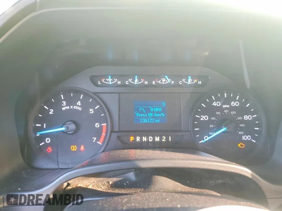 ✅ 2019 Ford F-250 Lariat • VIN: 1FT7W2B61KED14806 • Lot: 76536425. Listed on Copart with 236,122 mi. Free auction sales archive from the USA and detailed vehicle history report at DreamBid. Image 9.