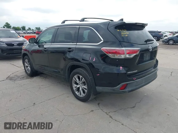 ✅ 2015 Toyota Highlander XLE • VIN: 5TDKKRFH9FS087214 • Lot: 45238326. Wystawiony na IAAI z przebiegiem 284 935 mil. Bezpłatny archiwum sprzedaży aukcyjnych z USA i szczegółowy raport historii pojazdu na DreamBid. Zdjęcie 3.
