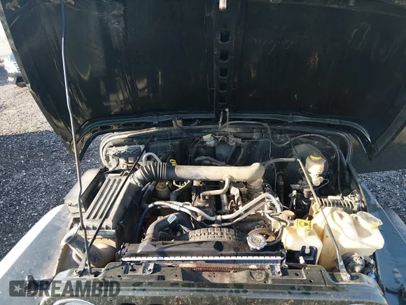 ✅ 2004 Jeep Wrangler X • VIN: 1J4FA39S54P715330 • Лот: 45110139. Опубліковано раніше на IAAI з пробігом 155 459 миль. Безкоштовний доступ до архіву аукціонних продажів зі США та докладний звіт про історію автомобіля на DreamBid. Зображення 10.