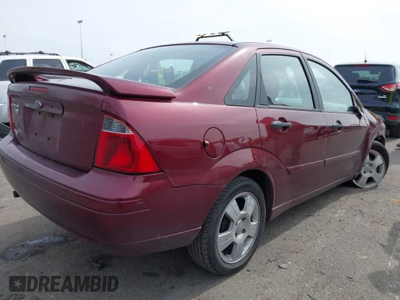 ✅ 2007 Ford Focus S • VIN: 1FAHP34N17W159757 • Лот: 44697774. Опубліковано раніше на IAAI з пробігом 71 643 миль. Безкоштовний доступ до архіву аукціонних продажів зі США та докладний звіт про історію автомобіля на DreamBid. Зображення 4.