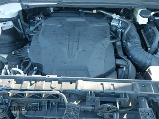 ✅ 2025 Kia Carnival SX Prestige • VIN: KNDNE5K39S6479692 • Лот: 41649434. Опубликован ранее на IAAI с пробегом 5 716 миль. Бесплатный доступ к архиву аукционных продаж из США и подробный отчёт об истории автомобиля на DreamBid. Изображение 19.