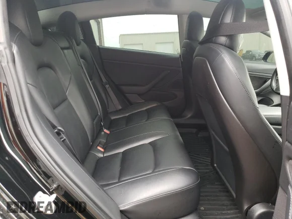 ✅ 2019 Tesla Model 3 Mid Range • VIN: 5YJ3E1EAXKF296722 • Лот: 72707132. Опубліковано раніше на Copart з пробігом 66 793 миль. Безкоштовний доступ до архіву аукціонних продажів зі США та докладний звіт про історію автомобіля на DreamBid. Зображення 10.