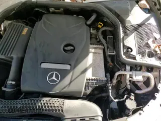 ✅ 2018 Mercedes-Benz C 300 • VIN: 55SWF4KB1JU243610 • Лот: 85848125. Опубликован ранее на Copart с пробегом 58 226 миль. Бесплатный доступ к архиву аукционных продаж из США и подробный отчёт об истории автомобиля на DreamBid. Изображение 13.