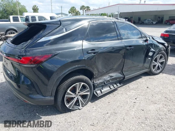 ✅ 2023 Lexus RX 350 • VIN: JTJCHMAAXP2001561 • Lot: 40850514. Wystawiony na IAAI z przebiegiem Nie podano. Bezpłatny archiwum sprzedaży aukcyjnych z USA i szczegółowy raport historii pojazdu na DreamBid. Zdjęcie 4.