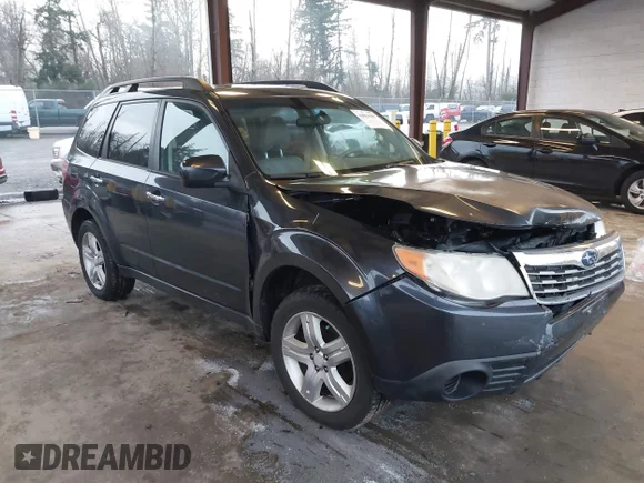 ✅ 2010 Subaru Forester X Premium • VIN: JF2SH6CC2AH749316 • Lot: 44061967. Wystawiony na IAAI z przebiegiem 160 950 mil. Bezpłatny archiwum sprzedaży aukcyjnych z USA i szczegółowy raport historii pojazdu na DreamBid. Zdjęcie 1.
