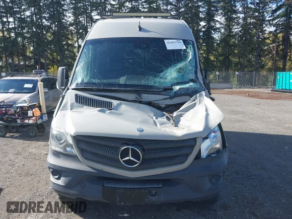 ✅ 2016 Mercedes-Benz Sprinter • VIN: WD4FE7CD1GP181085 • Лот: 43495799. Опубликован ранее на IAAI с пробегом 144 307 миль. Бесплатный доступ к архиву аукционных продаж из США и подробный отчёт об истории автомобиля на DreamBid. Изображение 6.