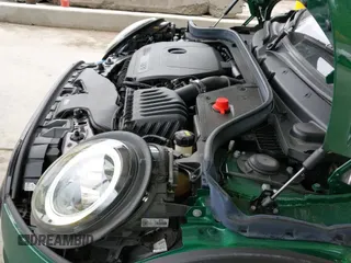 ✅ 2021 MINI Hardtop Cooper S • VIN: WMWXR5C04M2N62455 • Lot: 42243782. Listed on IAAI with 38,133 mi. Free auction sales archive from the USA and detailed vehicle history report at DreamBid. Image 20.