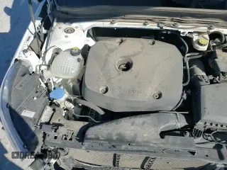 ✅ 2022 Volvo XC40 Momentum • VIN: YV4162UK5N2656553 • Lot: 90661825. Wystawiony na Copart z przebiegiem 82 663 mil. Bezpłatny archiwum sprzedaży aukcyjnych z USA i szczegółowy raport historii pojazdu na DreamBid. Zdjęcie 15.