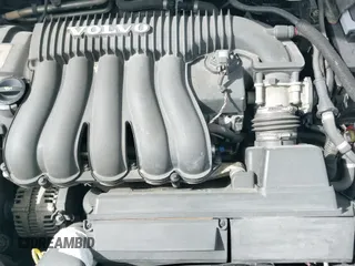 ✅ 2009 Volvo V50 2.4L • VIN: YV1MW382892471977 • Lot: 41766254. Listed on IAAI with 273,103 mi. Free auction sales archive from the USA and detailed vehicle history report at DreamBid. Image 12.