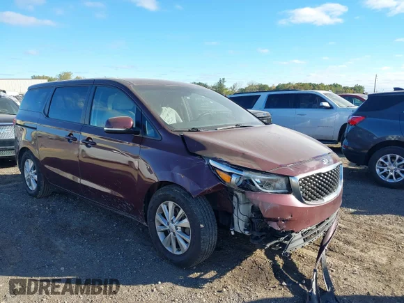 ✅ 2017 Kia Sedona LX • VIN: KNDMB5C1XH6229095 • Lot: 40461999. Wystawiony na IAAI z przebiegiem 137 935 mil. Bezpłatny archiwum sprzedaży aukcyjnych z USA i szczegółowy raport historii pojazdu na DreamBid. Zdjęcie 1.