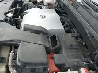 ✅ 2017 Toyota Highlander Hybrid Limited • VIN: 5TDDGRFH4HS027273 • Лот: 43537993. Опубликован ранее на IAAI с пробегом 139 454 миль. Бесплатный доступ к архиву аукционных продаж из США и подробный отчёт об истории автомобиля на DreamBid. Изображение 19.