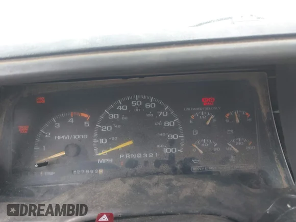✅ 1995 GMC Sierra 1500 • VIN: 1GDHC34K8SE545632 • Lot: 44516897. Listed on IAAI with 227,963 mi. Free auction sales archive from the USA and detailed vehicle history report at DreamBid. Image 7.