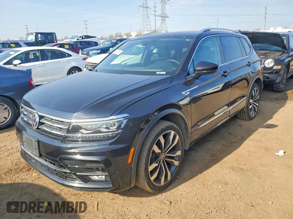 ✅ 2020 Volkswagen Tiguan SEL Premium R-Line • VIN: 3VV4B7AX8LM028101 • Lot: 47828136. Listed on Copart with 92,508 mi. Free auction sales archive from the USA and detailed vehicle history report at DreamBid. Image 1.
