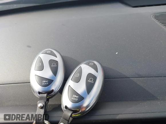 ✅ 2025 Hyundai Kona N Line S • VIN: KM8HBCA38SU238743 • Lot: 43777865. Wystawiony na IAAI z przebiegiem 48 179 mil. Bezpłatny archiwum sprzedaży aukcyjnych z USA i szczegółowy raport historii pojazdu na DreamBid. Zdjęcie 11.