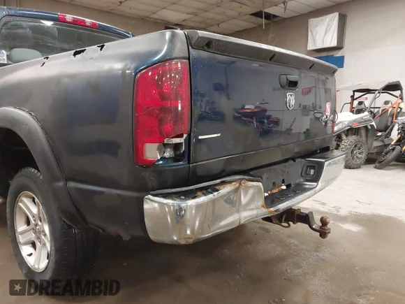 ✅ 2006 Dodge 1500 SLT • VIN: 1D7HU18NX6S523350 • Lot: 44202894. Wystawiony na IAAI z przebiegiem 83 079 mil. Bezpłatny archiwum sprzedaży aukcyjnych z USA i szczegółowy raport historii pojazdu na DreamBid. Zdjęcie 6.