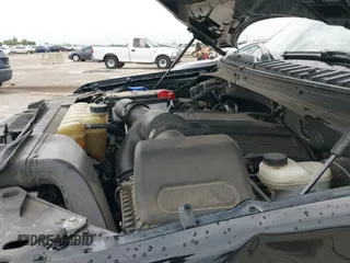 ✅ 2019 Ford Expedition Limited • VIN: 1FMJU1KTXKEA45048 • Lot: 43166372. Wystawiony na IAAI z przebiegiem 103 897 mil. Bezpłatny archiwum sprzedaży aukcyjnych z USA i szczegółowy raport historii pojazdu na DreamBid. Zdjęcie 19.