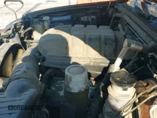 ✅ 2001 Isuzu Rodeo S • VIN: 4S2CK58W714300131 • Lot: 42993854. Listed on IAAI with 332,181 mi. Free auction sales archive from the USA and detailed vehicle history report at DreamBid. Image 12.