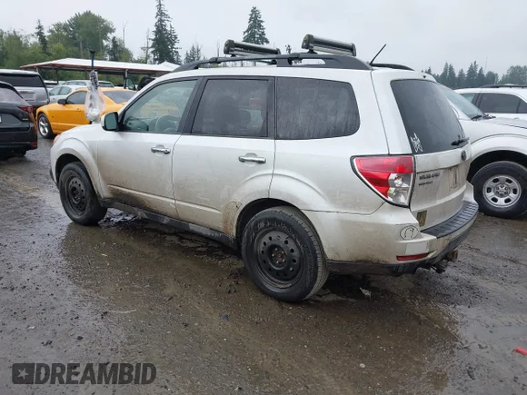 ✅ 2011 Subaru Forester X Premium • VIN: JF2SHBCC4BH742748 • Lot: 45619179. Wystawiony na IAAI z przebiegiem 195 971 mil. Bezpłatny archiwum sprzedaży aukcyjnych z USA i szczegółowy raport historii pojazdu na DreamBid. Zdjęcie 3.