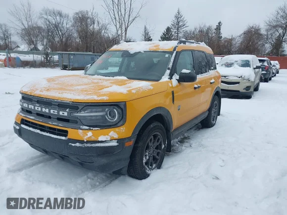 ✅ 2022 Ford Bronco Sport Big Bend • VIN: 3FMCR9B65NRD28039 • Lot: 44028516. Wystawiony na IAAI z przebiegiem 39 969 mil. Bezpłatny archiwum sprzedaży aukcyjnych z USA i szczegółowy raport historii pojazdu na DreamBid. Zdjęcie 2.