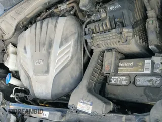 ✅ 2017 Hyundai Santa Fe SE • VIN: KM8SMDHF0HU172039 • Lot: 43480124. Wystawiony na IAAI z przebiegiem 161 921 mil. Bezpłatny archiwum sprzedaży aukcyjnych z USA i szczegółowy raport historii pojazdu na DreamBid. Zdjęcie 12.