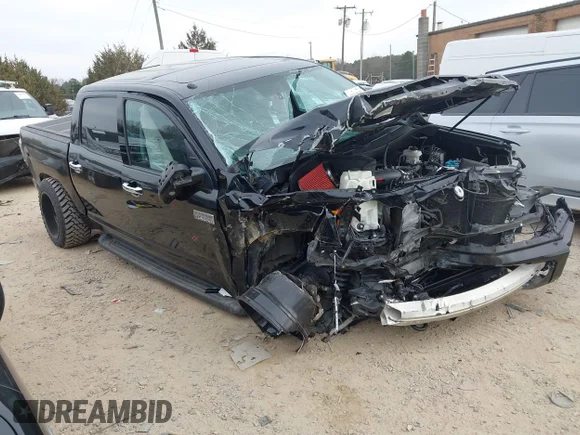 ✅ 2017 Toyota Tundra 1794 Edition • VIN: 5TFAY5F1XHX640505 • Лот: 44115113. Опубліковано раніше на IAAI з пробігом 76 928 миль. Безкоштовний доступ до архіву аукціонних продажів зі США та докладний звіт про історію автомобіля на DreamBid. Зображення 1.