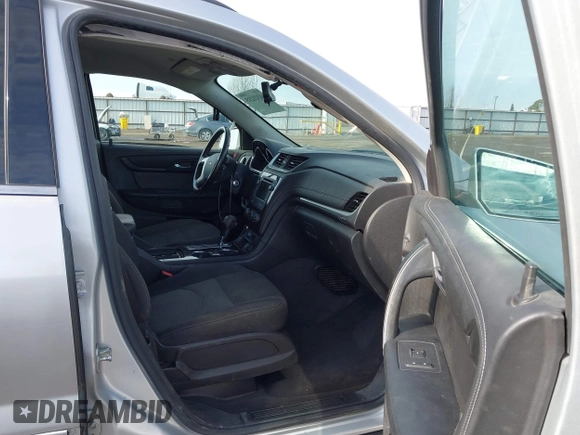 ✅ 2017 Chevrolet Traverse LT • VIN: 1GNKRGKD1HJ217528 • Lot: 44321235. Wystawiony na IAAI z przebiegiem 152 986 mil. Bezpłatny archiwum sprzedaży aukcyjnych z USA i szczegółowy raport historii pojazdu na DreamBid. Zdjęcie 5.
