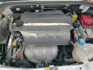 ✅ 2020 Ram ProMaster City Cargo Tradesman • VIN: ZFBHRFAB5L6R87713 • Лот: 64287825. Опубликован ранее на Copart с пробегом 101 445 миль. Бесплатный доступ к архиву аукционных продаж из США и подробный отчёт об истории автомобиля на DreamBid. Изображение 15.