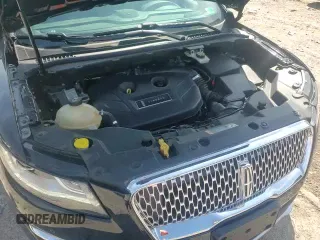 ✅ 2019 Lincoln MKC Reserve • VIN: 5LMTJ3DHXKUL31667 • Lot: 83832965. Wystawiony na Copart z przebiegiem 38 588 mil. Bezpłatny archiwum sprzedaży aukcyjnych z USA i szczegółowy raport historii pojazdu na DreamBid. Zdjęcie 14.