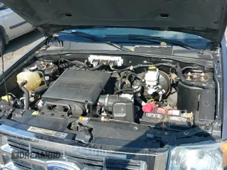 ✅ 2010 Ford Escape Limited • VIN: 1FMCU9EG4AKA04940 • Lot: 43227221. Listed on IAAI with 110,116 mi. Free auction sales archive from the USA and detailed vehicle history report at DreamBid. Image 12.