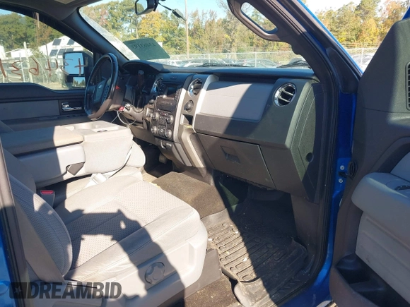 ✅ 2014 Ford F-150 XL • VIN: 1FTFW1EF3EFA50987 • Lot: 43463193. Wystawiony na IAAI z przebiegiem 198 886 mil. Bezpłatny archiwum sprzedaży aukcyjnych z USA i szczegółowy raport historii pojazdu na DreamBid. Zdjęcie 5.