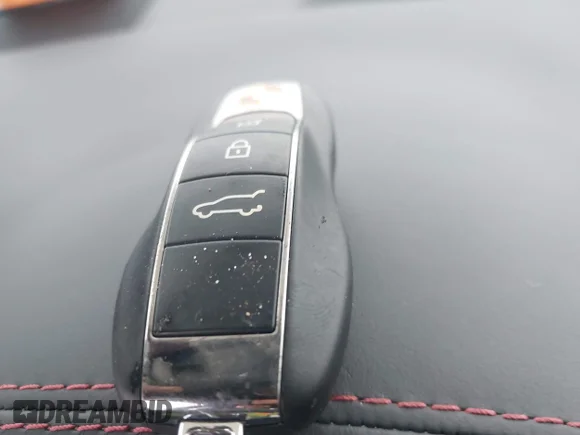 ✅ 2024 Porsche Macan • VIN: WP1AA2A5XRLB08787 • Лот: 43442174. Опубліковано раніше на IAAI з пробігом Не вказано. Безкоштовний доступ до архіву аукціонних продажів зі США та докладний звіт про історію автомобіля на DreamBid. Зображення 11.