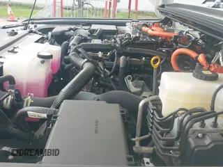 ✅ 2025 Toyota Land Cruiser 1958 Edition • VIN: JTEABFAJ2SK024120 • Lot: 42990788. Listed on IAAI with 4,015 mi. Free auction sales archive from the USA and detailed vehicle history report at DreamBid. Image 20.