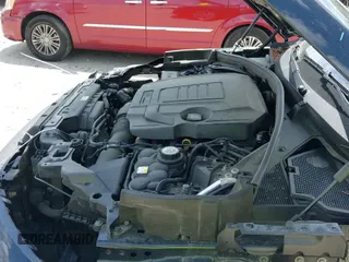 ✅ 2020 Land Rover Range Rover Velar S • VIN: SALYB2EX5LA277829 • Lot: 42033406. Listed on IAAI with 91,087 mi. Free auction sales archive from the USA and detailed vehicle history report at DreamBid. Image 20.