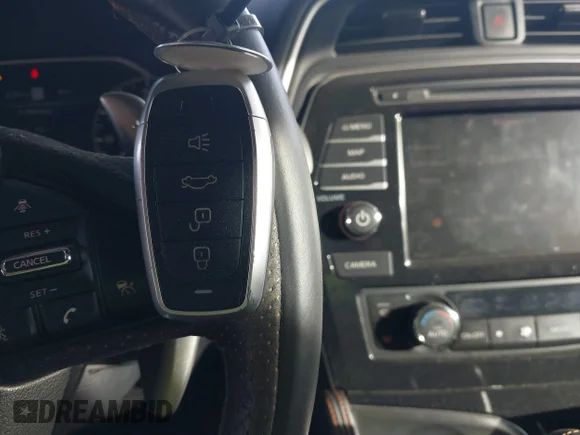 ✅ 2019 Nissan Maxima SL • VIN: 1N4AA6AV8KC375592 • Lot: 41140109. Wystawiony na IAAI z przebiegiem 74 088 mil. Bezpłatny archiwum sprzedaży aukcyjnych z USA i szczegółowy raport historii pojazdu na DreamBid. Zdjęcie 11.