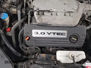 ✅ 2005 Honda Accord EX-L • VIN: 1HGCM66525A011396 • Lot: 89667225. Wystawiony na Copart z przebiegiem 226 611 mil. Bezpłatny archiwum sprzedaży aukcyjnych z USA i szczegółowy raport historii pojazdu na DreamBid. Zdjęcie 14.