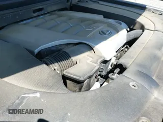 ✅ 2011 Lexus LX 570 • VIN: JTJHY7AX7B4068546 • Lot: 42007088. Wystawiony na IAAI z przebiegiem 272 272 mil. Bezpłatny archiwum sprzedaży aukcyjnych z USA i szczegółowy raport historii pojazdu na DreamBid. Zdjęcie 19.