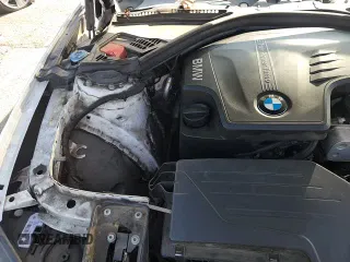 ✅ 2017 BMW 3 Series 320i • VIN: WBA8E1G31HNU16919 • Lot: 91111875. Wystawiony na Copart z przebiegiem 120 077 mil. Bezpłatny archiwum sprzedaży aukcyjnych z USA i szczegółowy raport historii pojazdu na DreamBid. Zdjęcie 13.