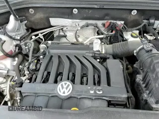 ✅ 2018 Volkswagen Atlas Launch Edition • VIN: 1V2BR2CA4JC500319 • Lot: 55771225. Wystawiony na Copart z przebiegiem 76 511 mil. Bezpłatny archiwum sprzedaży aukcyjnych z USA i szczegółowy raport historii pojazdu na DreamBid. Zdjęcie 14.