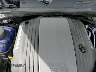 ✅ 2022 Dodge Challenger R/T • VIN: 2C3CDZBT6NH108336 • Lot: 80755185. Wystawiony na Copart z przebiegiem 68 451 mil. Bezpłatny archiwum sprzedaży aukcyjnych z USA i szczegółowy raport historii pojazdu na DreamBid. Zdjęcie 15.