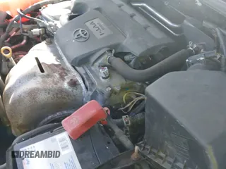 ✅ 2017 Toyota RAV4 LE • VIN: 2T3BFREV7HW683807 • Lot: 43397002. Wystawiony na IAAI z przebiegiem 37 197 mil. Bezpłatny archiwum sprzedaży aukcyjnych z USA i szczegółowy raport historii pojazdu na DreamBid. Zdjęcie 19.