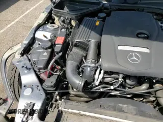 ✅ 2018 Mercedes-Benz SLC 300 • VIN: WDDPK3JA8JF147754 • Lot: 70221375. Wystawiony na Copart z przebiegiem 26 807 mil. Bezpłatny archiwum sprzedaży aukcyjnych z USA i szczegółowy raport historii pojazdu na DreamBid. Zdjęcie 14.