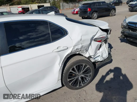 ✅ 2019 Toyota Camry LE • VIN: 4T1B11HKXKU176272 • Lot: 43626376. Wystawiony na IAAI z przebiegiem 93 264 mil. Bezpłatny archiwum sprzedaży aukcyjnych z USA i szczegółowy raport historii pojazdu na DreamBid. Zdjęcie 6.