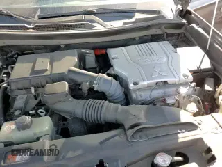 ✅ 2018 Mitsubishi Outlander SEL • VIN: JA4J24A50JZ030056 • Лот: 81905775. Опубликован ранее на Copart с пробегом 72 752 миль. Бесплатный доступ к архиву аукционных продаж из США и подробный отчёт об истории автомобиля на DreamBid. Изображение 15.