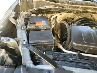 ✅ 2023 Chevrolet Silverado 1500 Custom Trail Boss • VIN: 3GCUDCED3PG280067 • Lot: 93147905. Wystawiony na Copart z przebiegiem 110 004 mil. Bezpłatny archiwum sprzedaży aukcyjnych z USA i szczegółowy raport historii pojazdu na DreamBid. Zdjęcie 13.