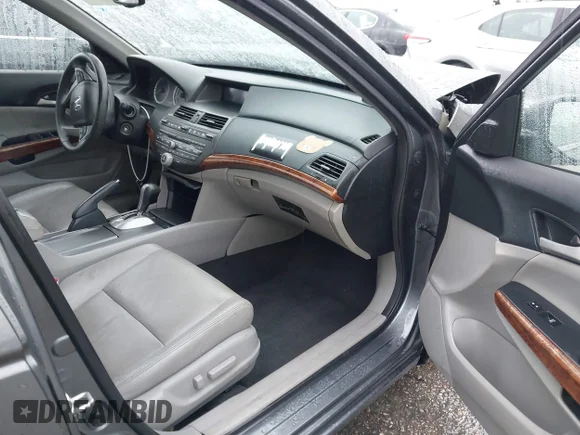 ✅ 2011 Honda Accord EX-L • VIN: 1HGCP3F81BA029836 • Lot: 44026948. Wystawiony na IAAI z przebiegiem 160 907 mil. Bezpłatny archiwum sprzedaży aukcyjnych z USA i szczegółowy raport historii pojazdu na DreamBid. Zdjęcie 5.