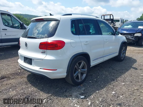 ✅ 2017 Volkswagen Tiguan Sport • VIN: WVGUV7AX2HK029485 • Lot: 42548916. Wystawiony na IAAI z przebiegiem 116 375 mil. Bezpłatny archiwum sprzedaży aukcyjnych z USA i szczegółowy raport historii pojazdu na DreamBid. Zdjęcie 4.