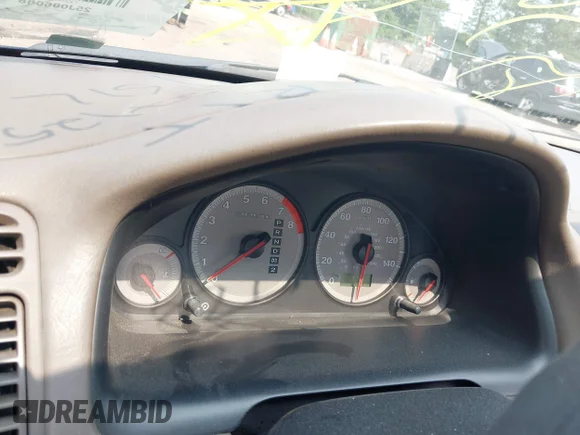 ✅ 2001 Honda Civic EX • VIN: 1HGEM22961L047911 • Lot: 42492940. Wystawiony na IAAI z przebiegiem Nie podano. Bezpłatny archiwum sprzedaży aukcyjnych z USA i szczegółowy raport historii pojazdu na DreamBid. Zdjęcie 7.