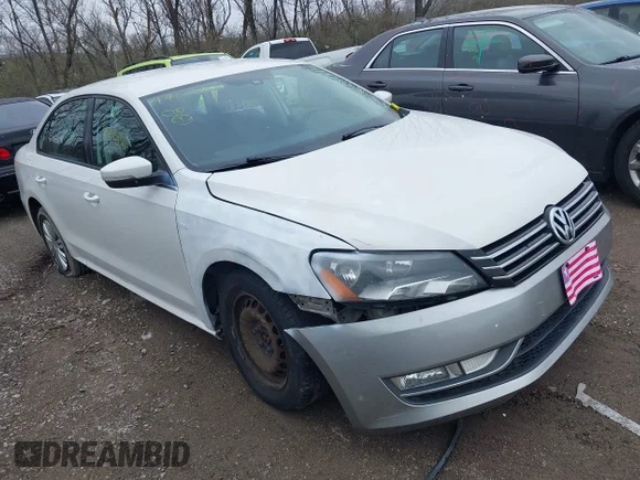 ✅ 2014 Volkswagen Passat S • VIN: 1VWAT7A31EC037395 • Лот: 44625801. Опубліковано раніше на IAAI з пробігом 108 875 миль. Безкоштовний доступ до архіву аукціонних продажів зі США та докладний звіт про історію автомобіля на DreamBid. Зображення 1.